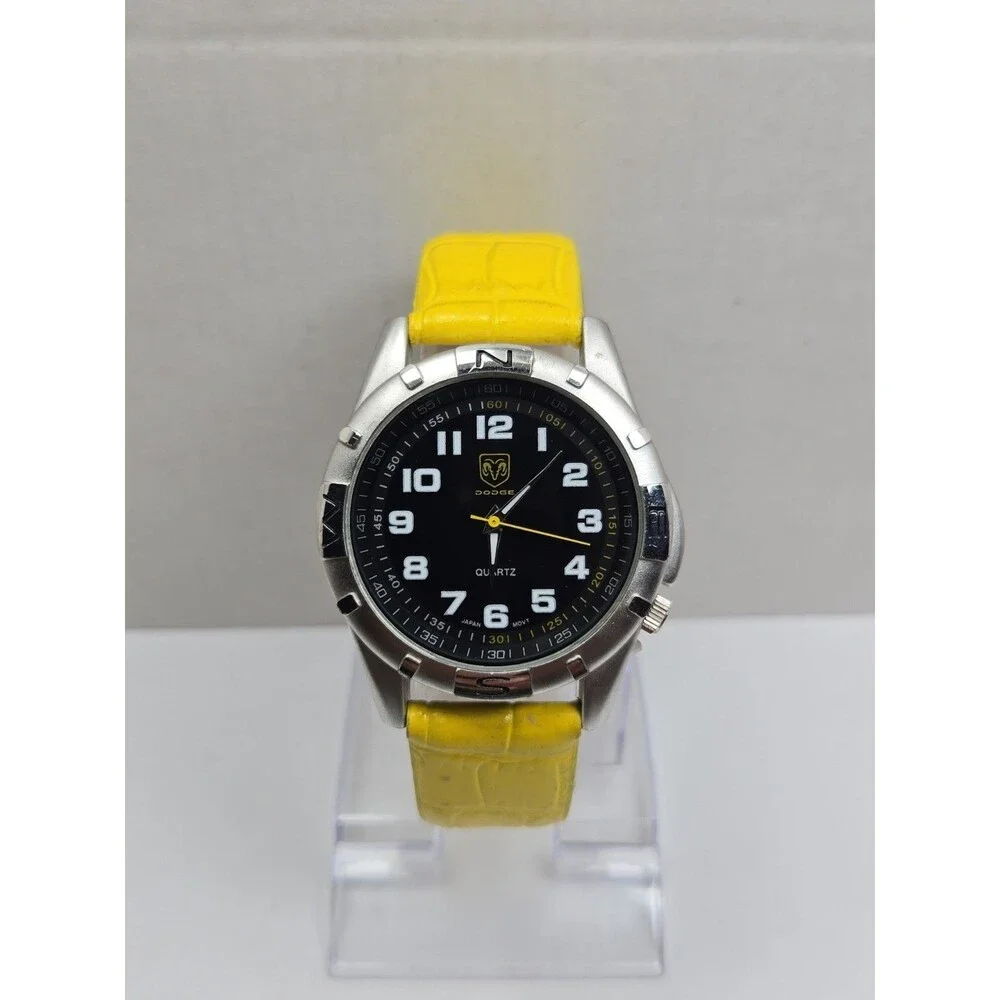 Dodge 2005 Mens Quartz Watch Ram Logo Black Dial Leather New Battery Collectible